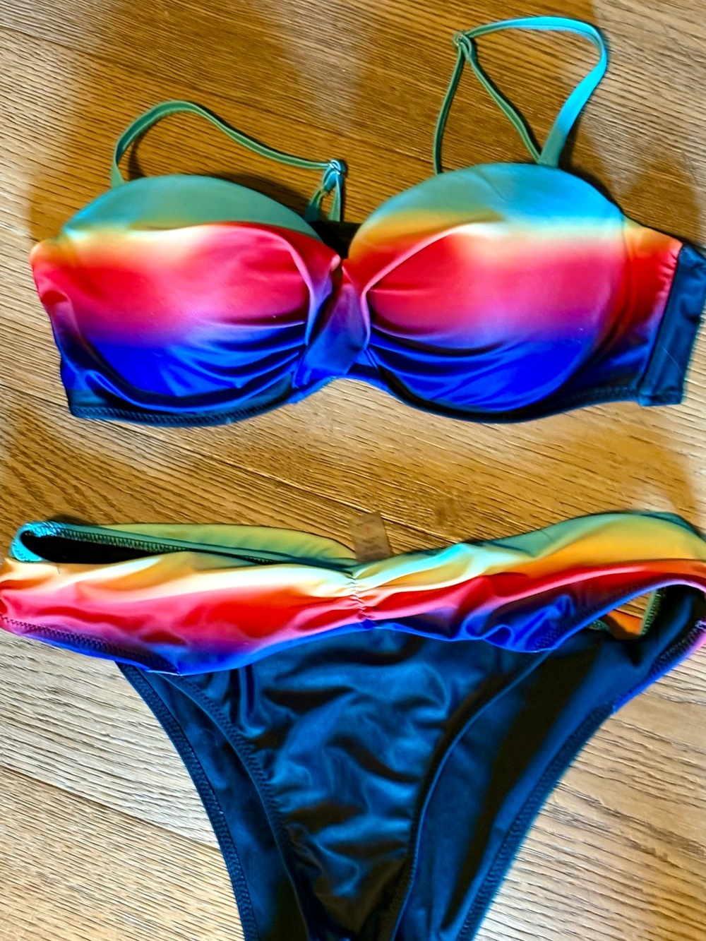 Rainbow Ombre Underwire Bikini Set - Multicolor